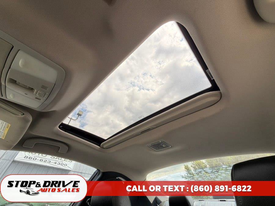 Used 2010 Nissan Altima 2.5 S w/ Premium Pkg FWD image 14