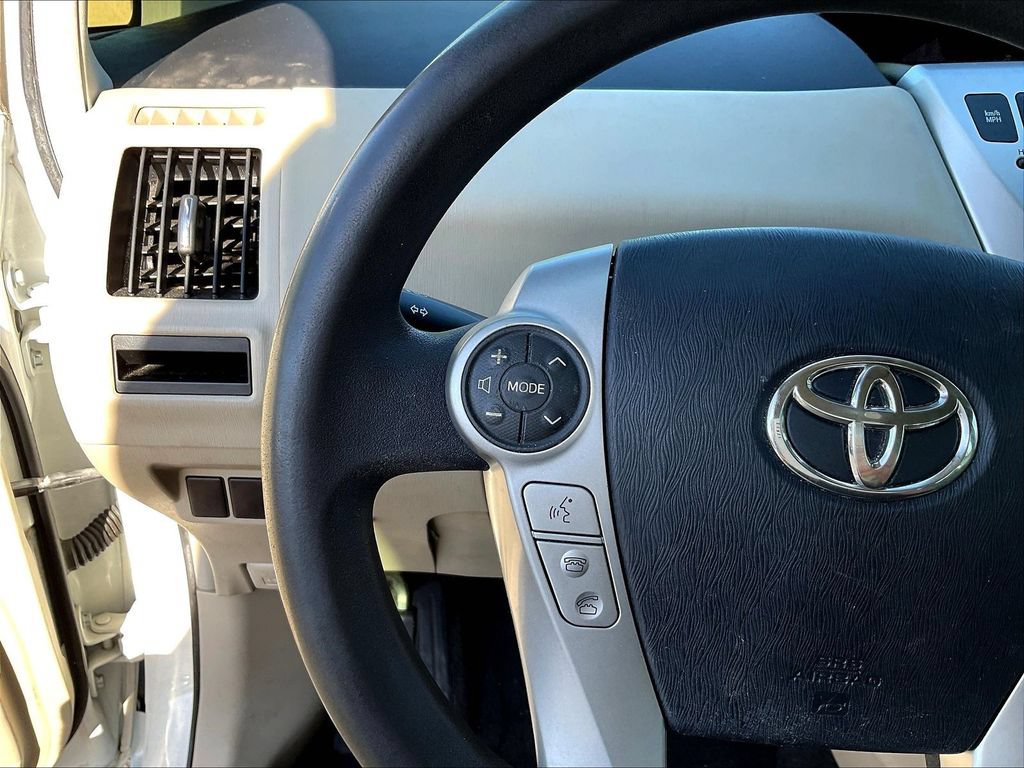 Used 2013 Toyota Prius V Three FWD image 11