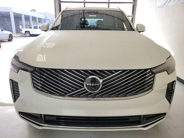 New 2026 Volvo XC90 B5 Plus w/ Protection Package Premier AWD/4WD image 4