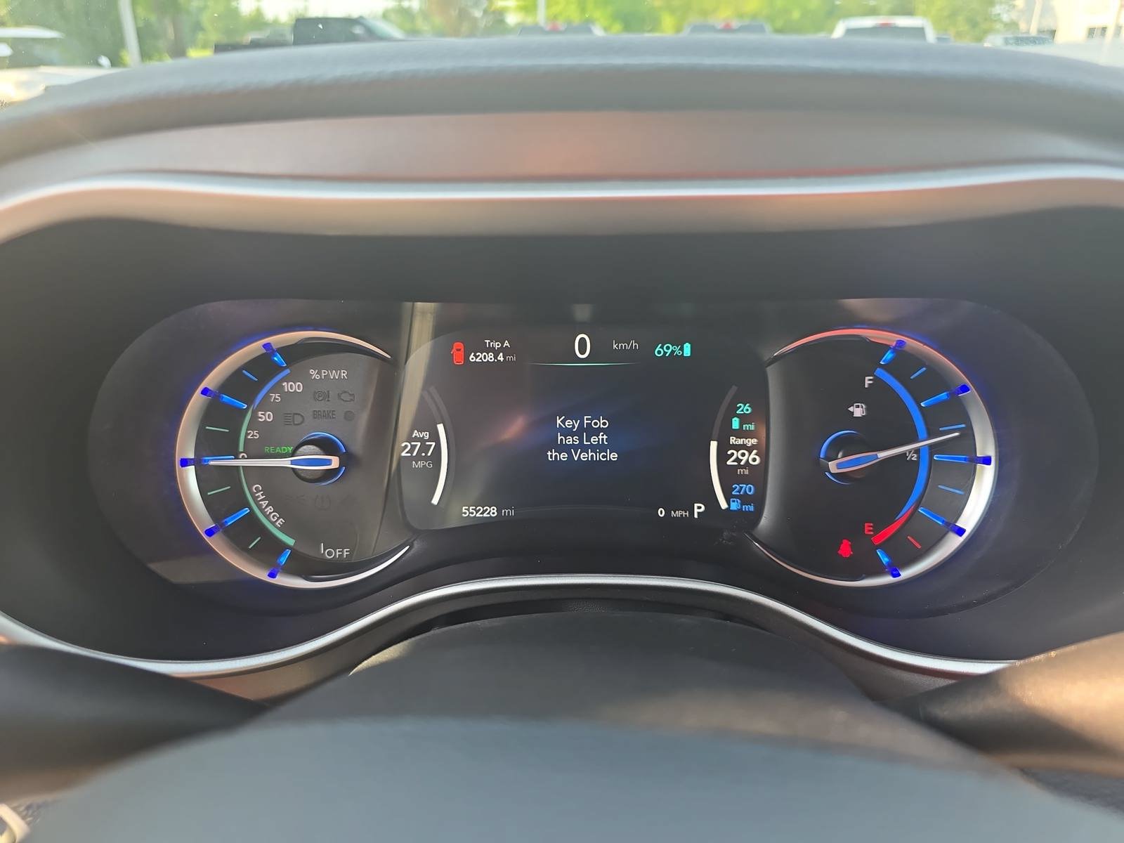 Used 2024 Chrysler Pacifica Limited FWD image 21