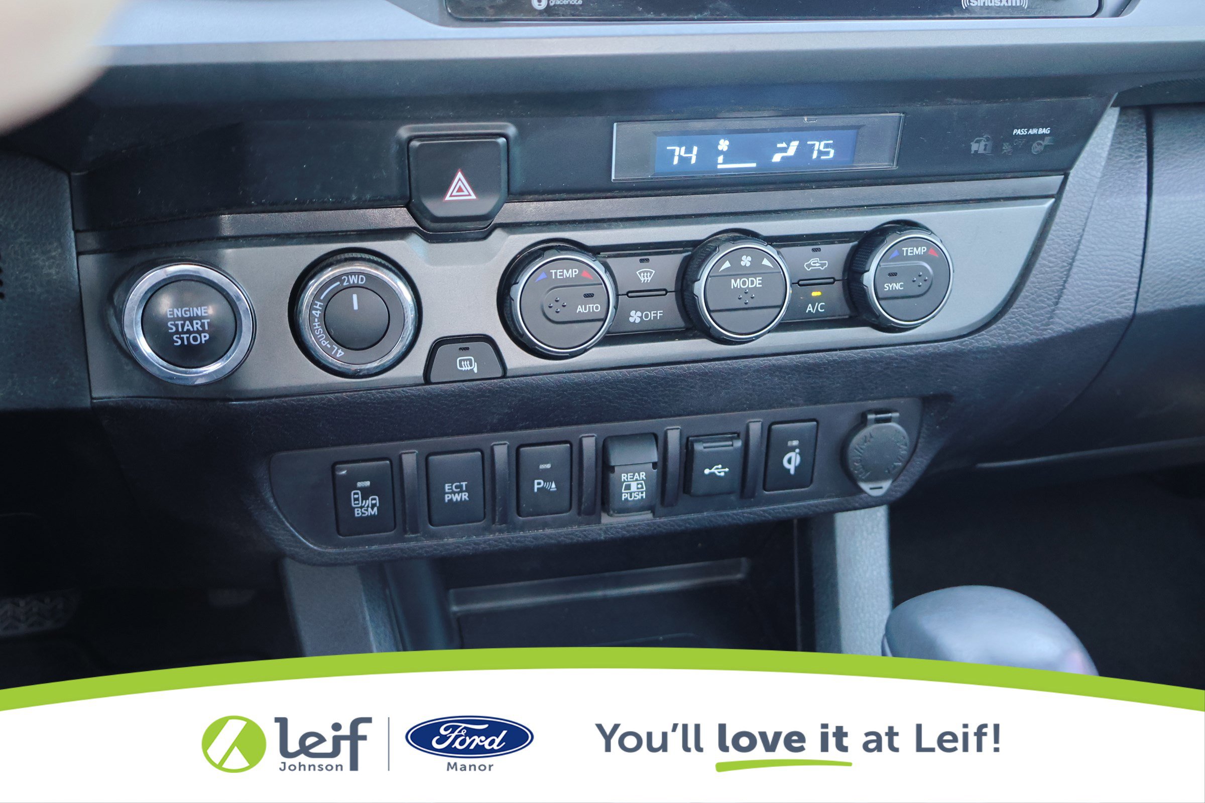 Used 2023 Toyota Tacoma TRD Off-Road image 24