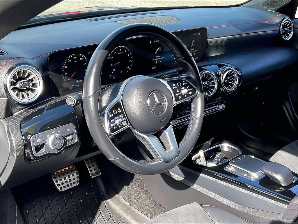 Used 2023 Mercedes-Benz CLA 250 4MATIC image 8
