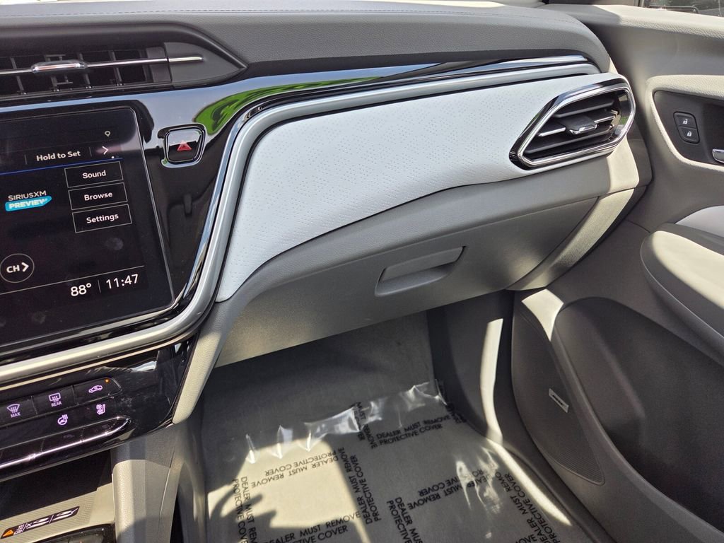 Certified 2023 Chevrolet Bolt EUV Premier w/ Sun & Sound Package image 28