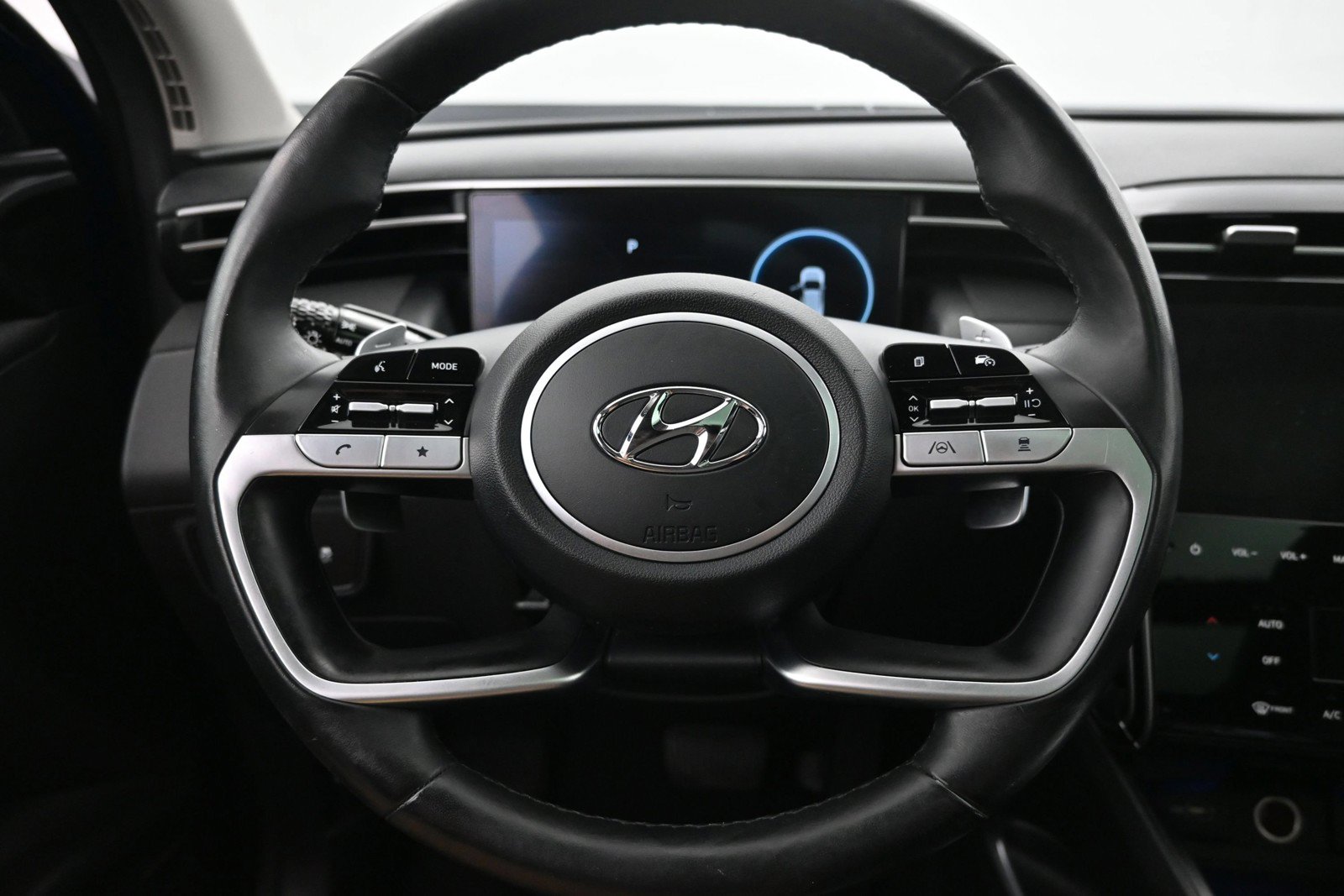 Used 2023 Hyundai Tucson Limited AWD/4WD image 13
