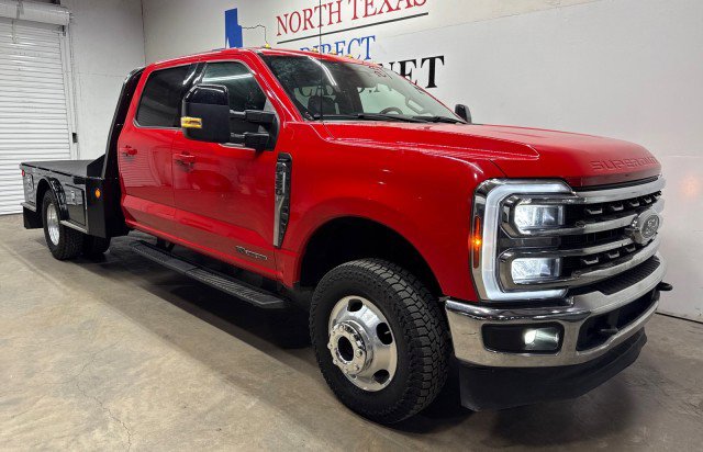 Used 2024 Ford F350 Lariat image 3