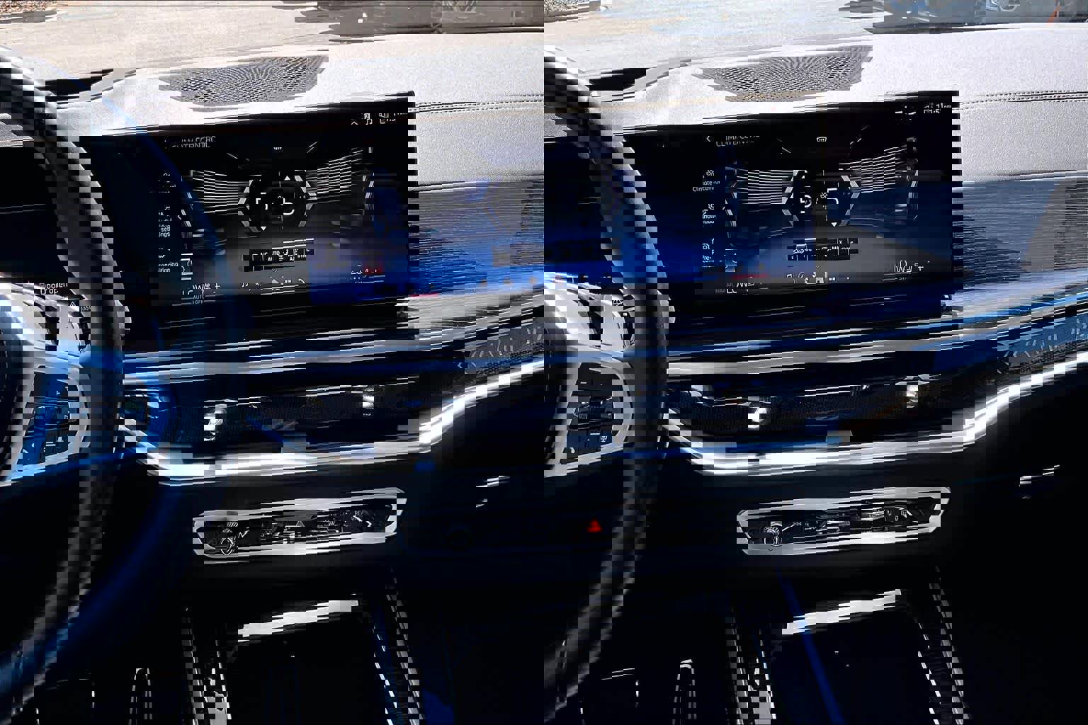 Certified 2024 BMW X5 xDrive40i w/ M Sport Package image 7