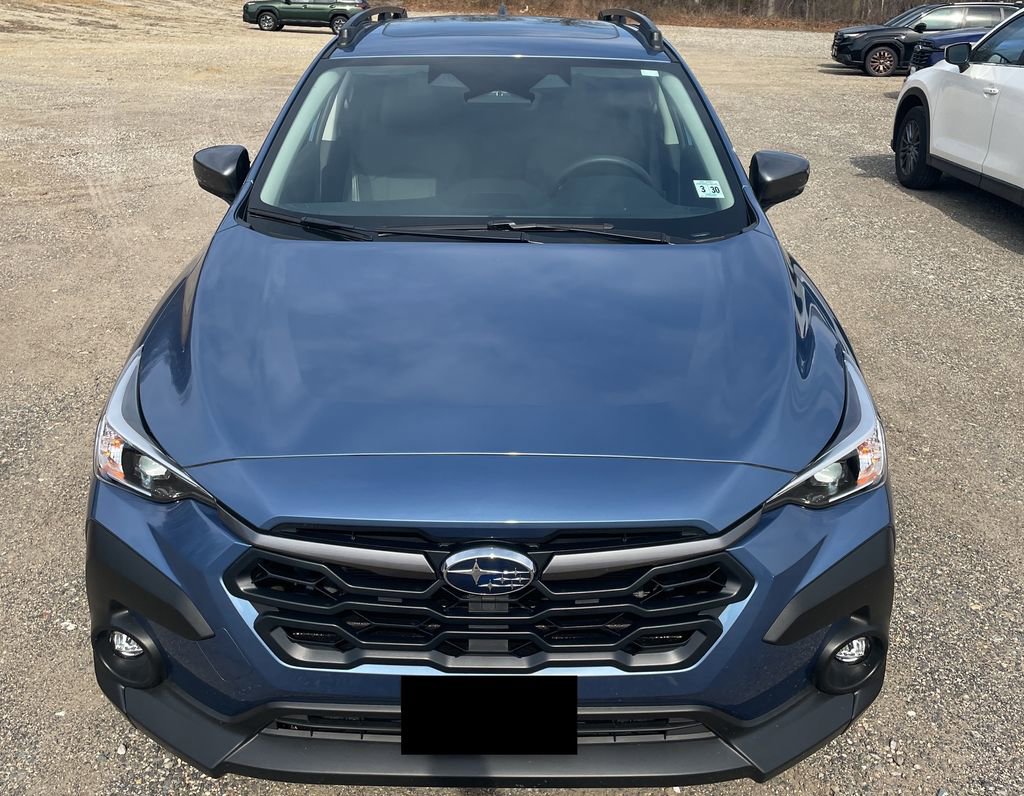 Used 2024 Subaru Crosstrek 2.0i Premium image 3