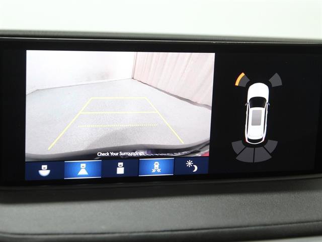 Used 2023 Acura MDX SH-AWD w/ Technology Package image 13