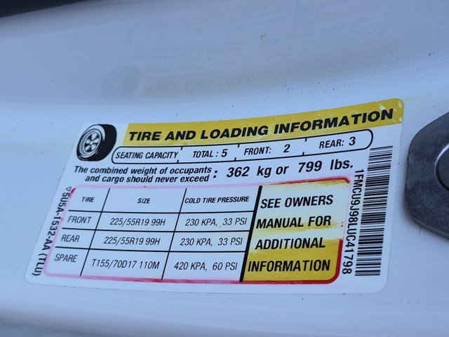 Certified 2020 Ford Escape Titanium w/ Titanium Premium Package 2.0 AWD/4WD image 26