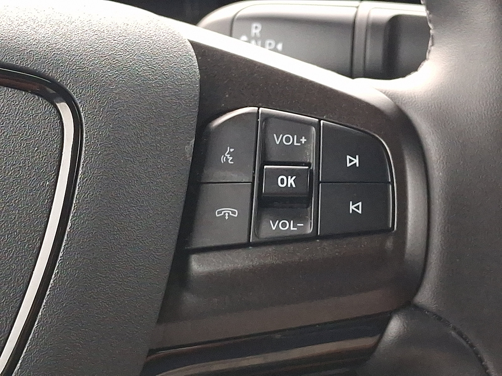 Used 2025 Ford Mustang Mach-E Select AWD/4WD image 21