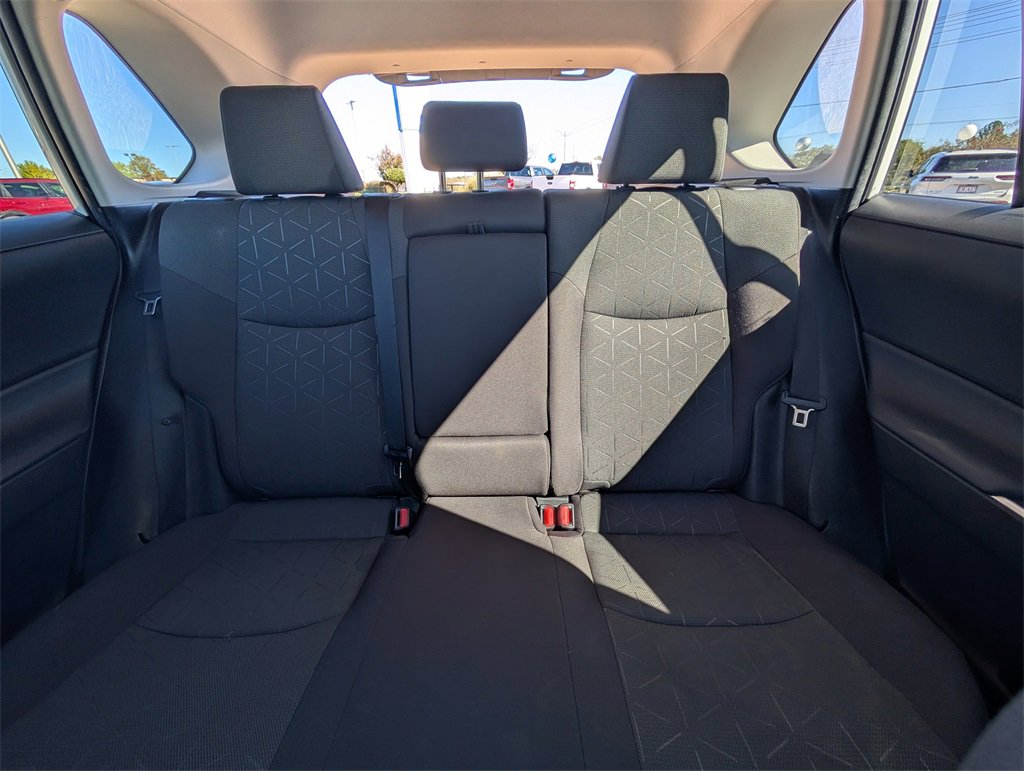 Used 2021 Toyota RAV4 XLE image 24