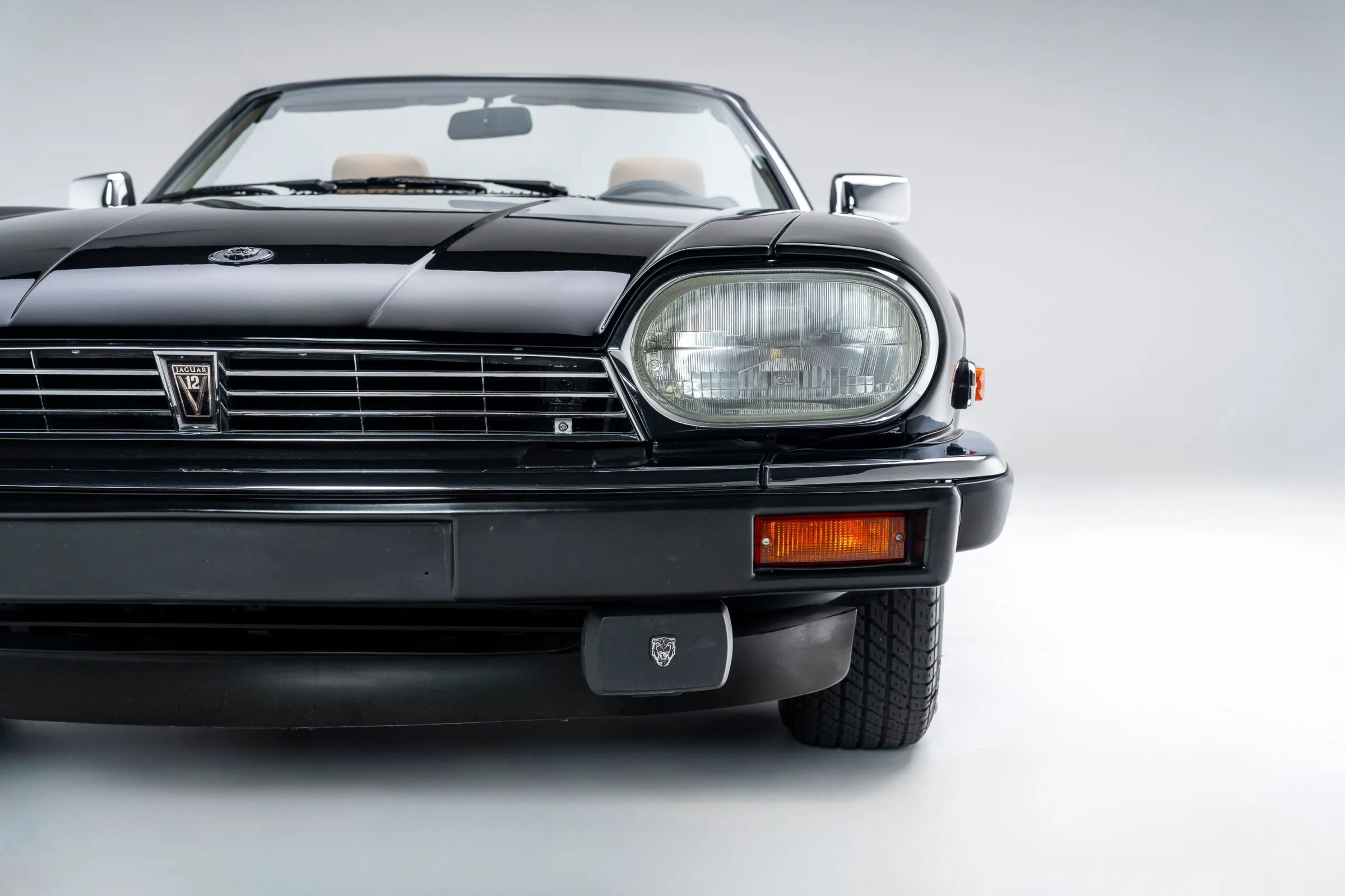 Used 1990 Jaguar XJS V12 Convertible RWD image 14