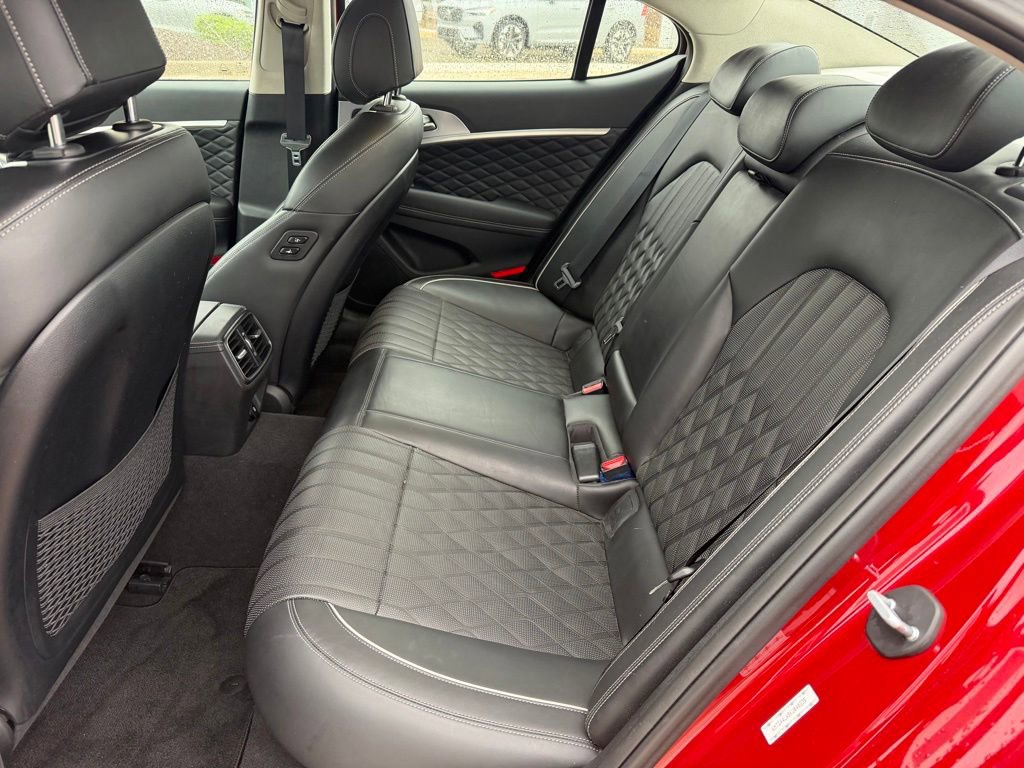 Used 2019 Genesis G70 2.0T Advanced w/ Dynamic Package RWD image 13