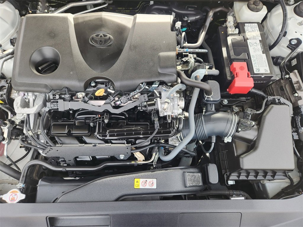 Used 2022 Toyota Camry XSE image 32
