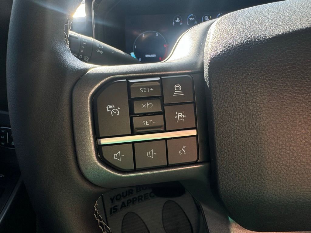 Used 2025 Ford F350 Lariat w/ Lariat Ultimate Package AWD/4WD image 20