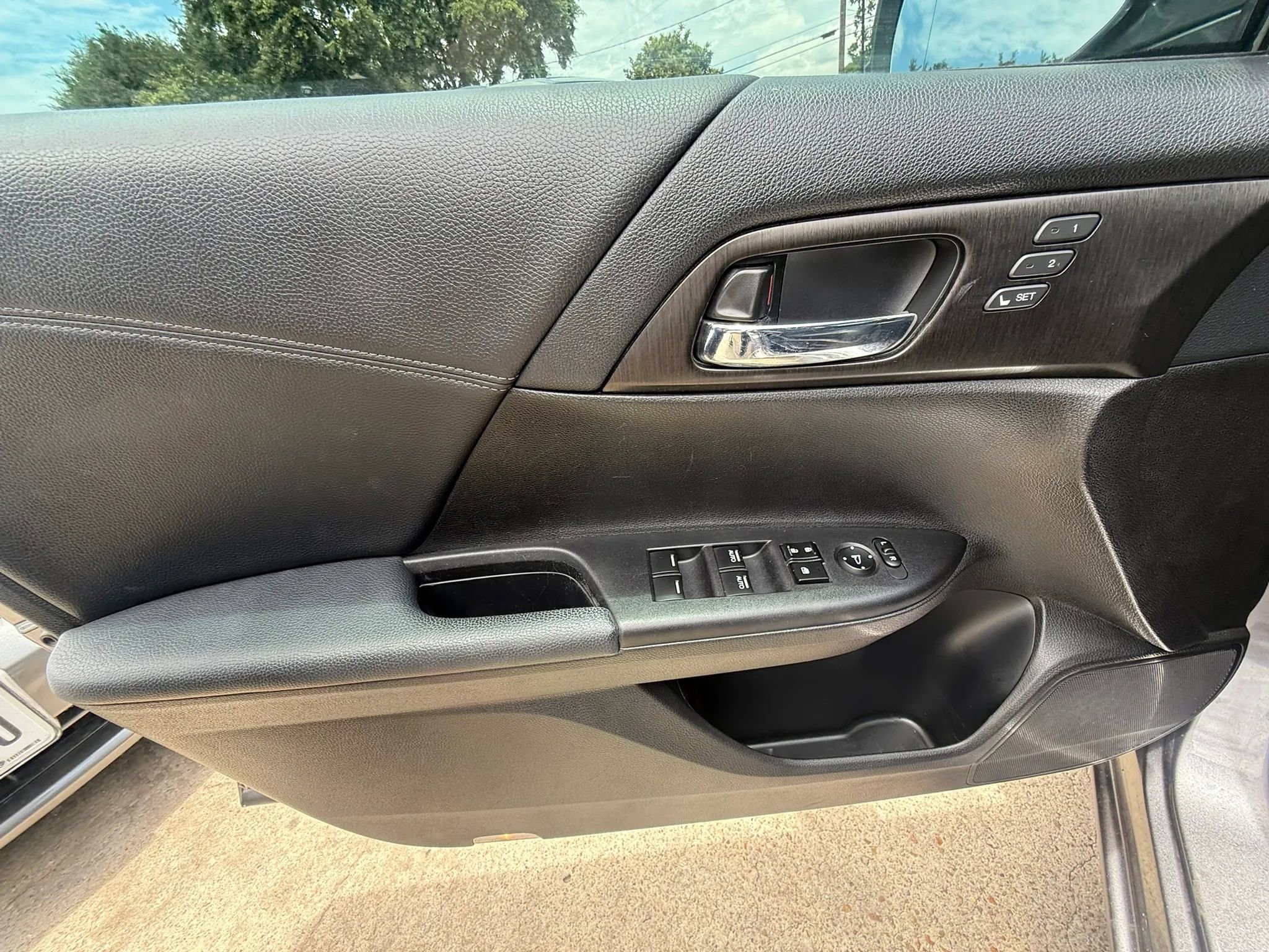 Used 2014 Honda Accord EX-L image 20
