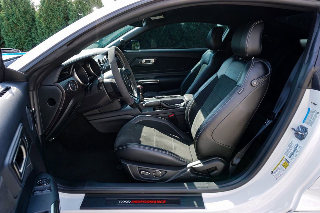 Used 2018 Ford Mustang Shelby GT350 w/ Convenience Package image 9