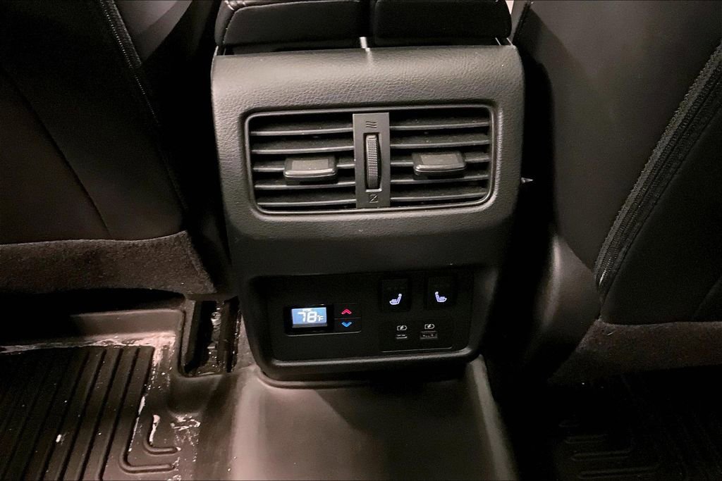 Used 2023 Nissan Rogue Platinum w/ Platinum Premium Package FWD image 10
