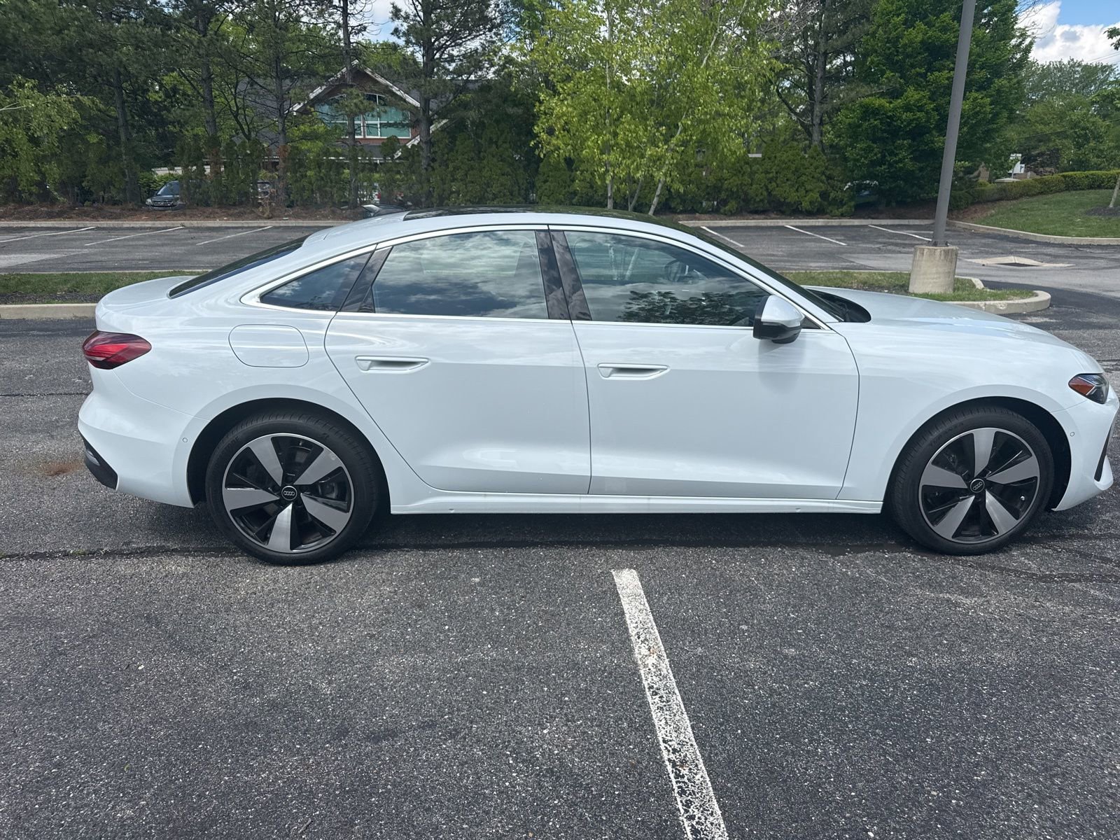 Used 2025 Audi A5 2.0T Premium Plus w/ Premium Plus AWD/4WD image 4