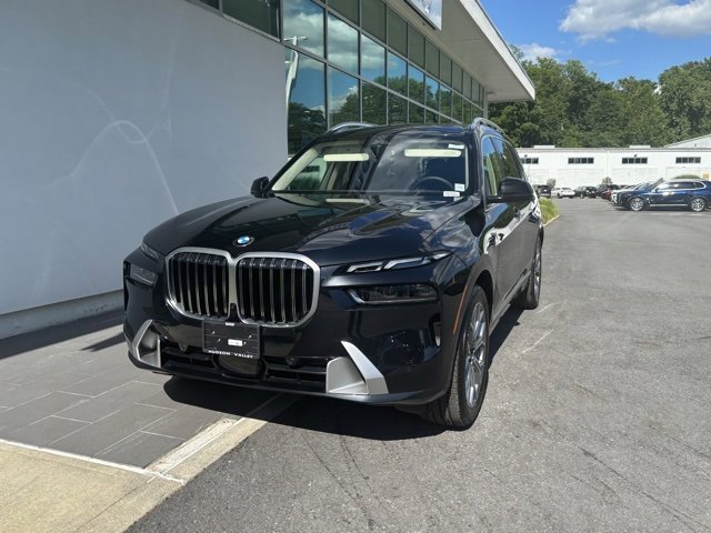 New 2026 BMW X7 xDrive40i w/ Premium Package image 3