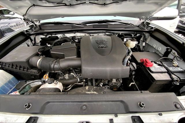 Used 2023 Toyota Tacoma TRD Sport image 29