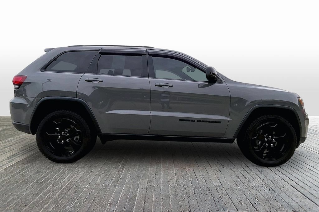 Used 2019 Jeep Grand Cherokee Laredo AWD/4WD image 8
