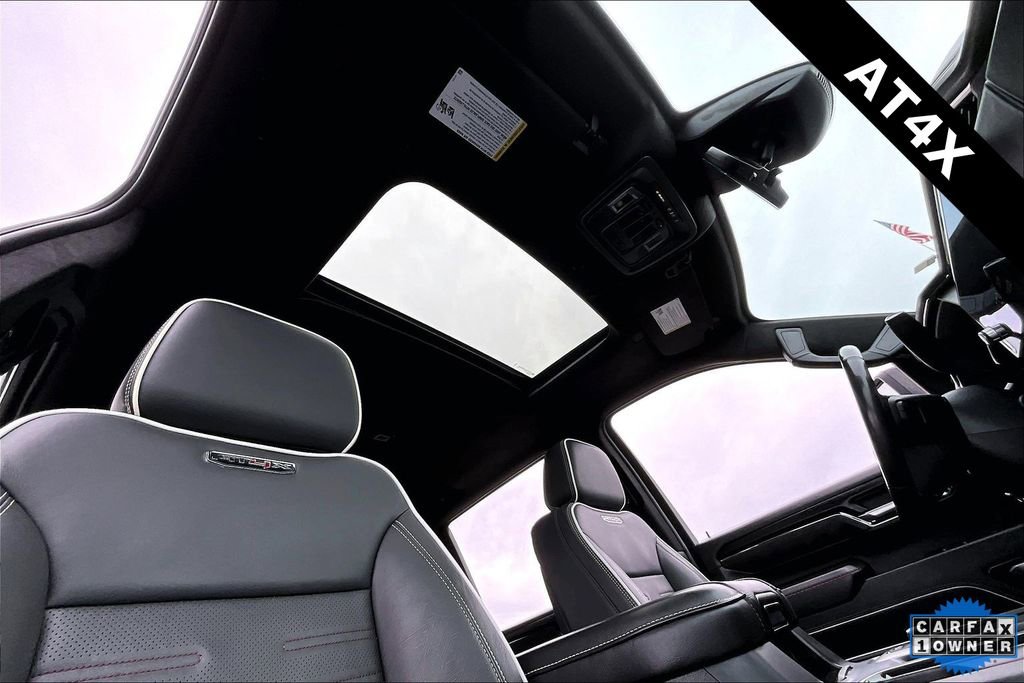 Used 2024 GMC Sierra 2500 AT4X image 27
