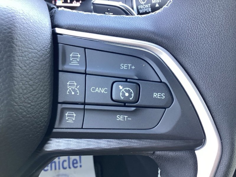 New 2025 Jeep Grand Cherokee L Laredo w/ Luxury Tech Group I image 32