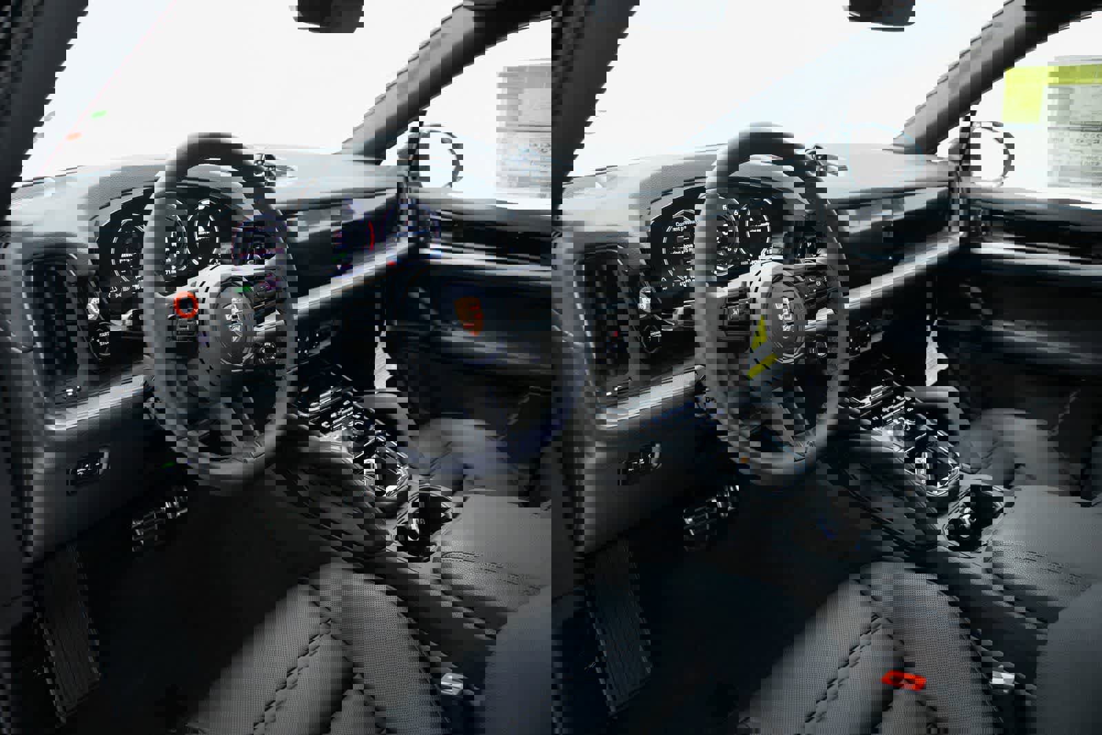 New 2026 Porsche Cayenne S image 4