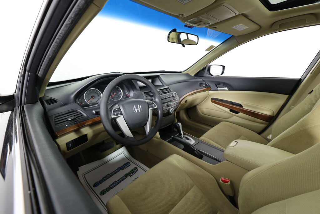 Used 2012 Honda Accord EX image 10