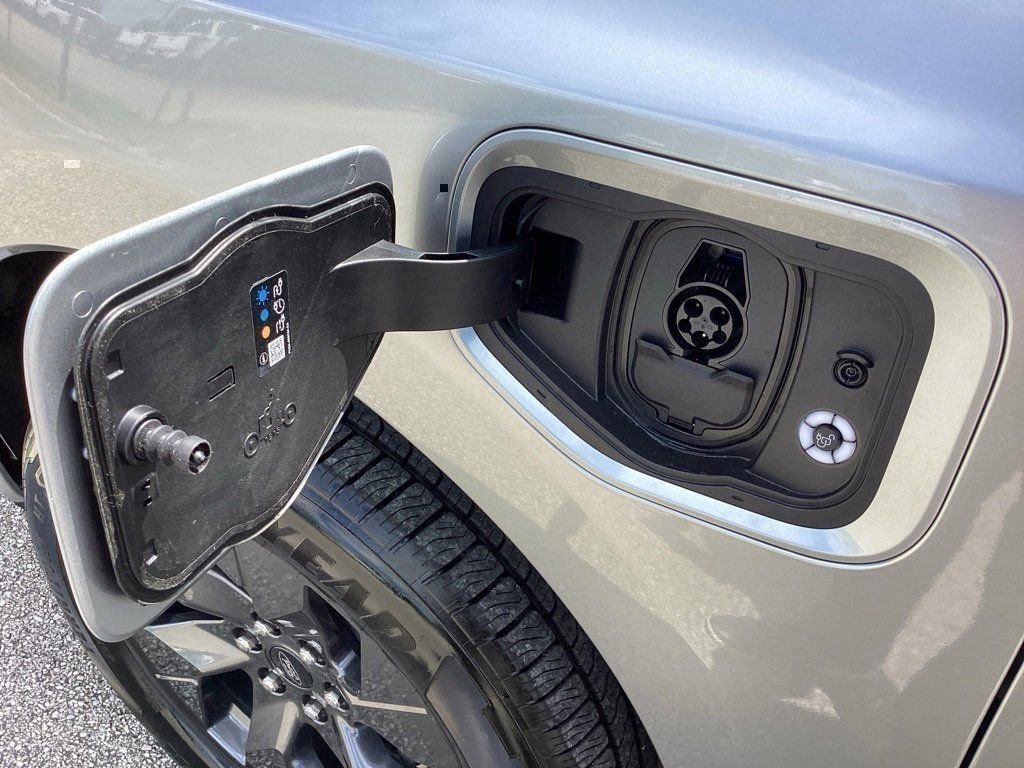New 2025 Ford F150 Lightning Flash image 17