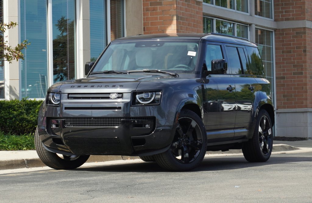 New 2026 Land Rover Defender 110 X-Dynamic SE