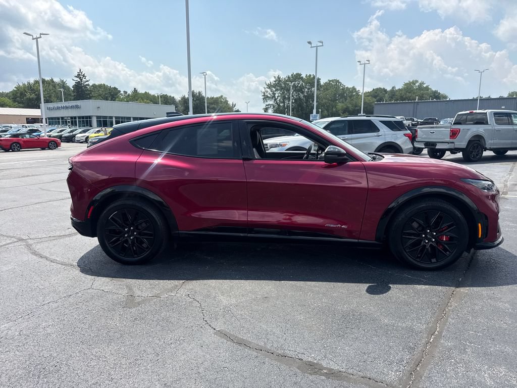 Used 2025 Ford Mustang Mach-E Premium w/ Sport Appearance Package AWD/4WD image 7
