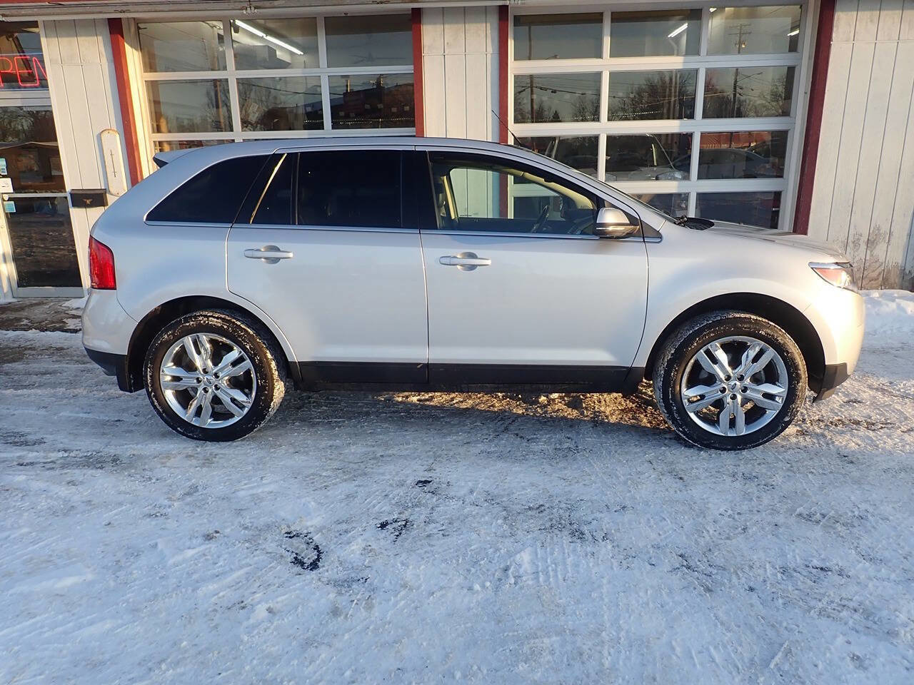 Used 2014 Ford Edge Limited w/ Vision Package image 23