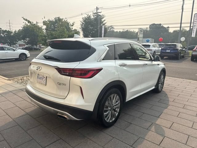 Certified 2023 INFINITI QX50 Luxe AWD/4WD image 4