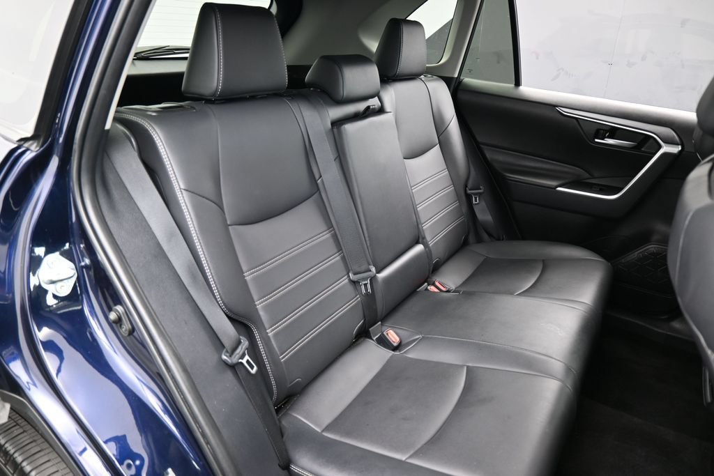 Used 2025 Toyota RAV4 XLE Premium FWD image 45