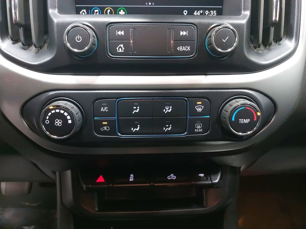 Used 2019 Chevrolet Colorado LT w/ LPO, Premium Interior Package image 20