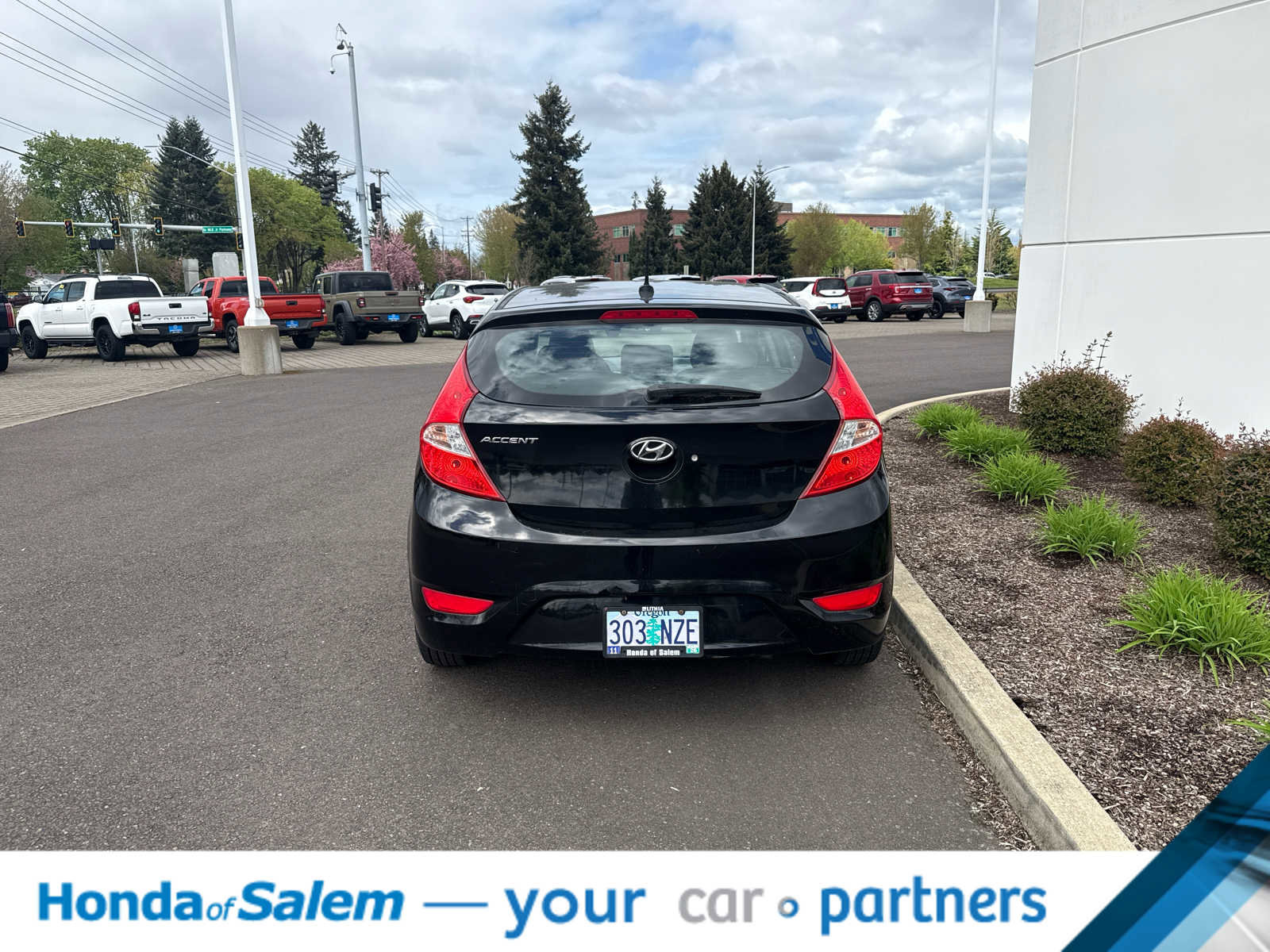 Used 2017 Hyundai Accent SE image 5