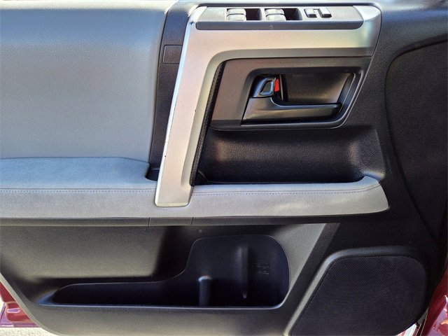 Used 2012 Toyota 4Runner SR5 image 17