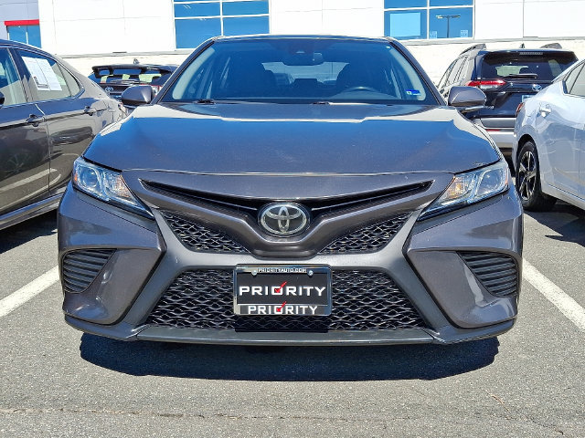 Used 2019 Toyota Camry SE w/ Convenience Package FWD image 2