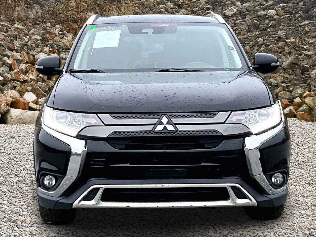 Used 2020 Mitsubishi Outlander ES image 3