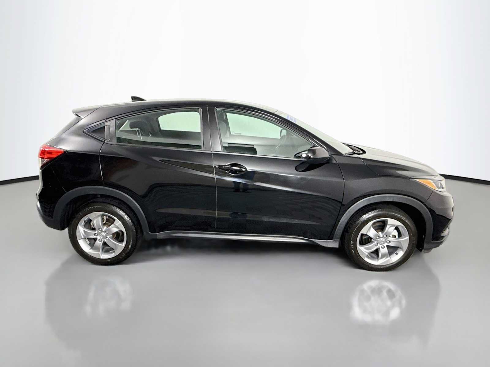 Certified 2022 Honda HR-V LX image 8
