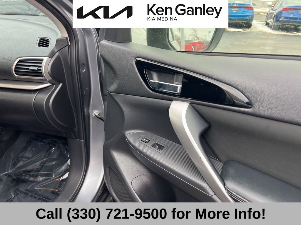 Used 2018 Mitsubishi Eclipse Cross SE image 57