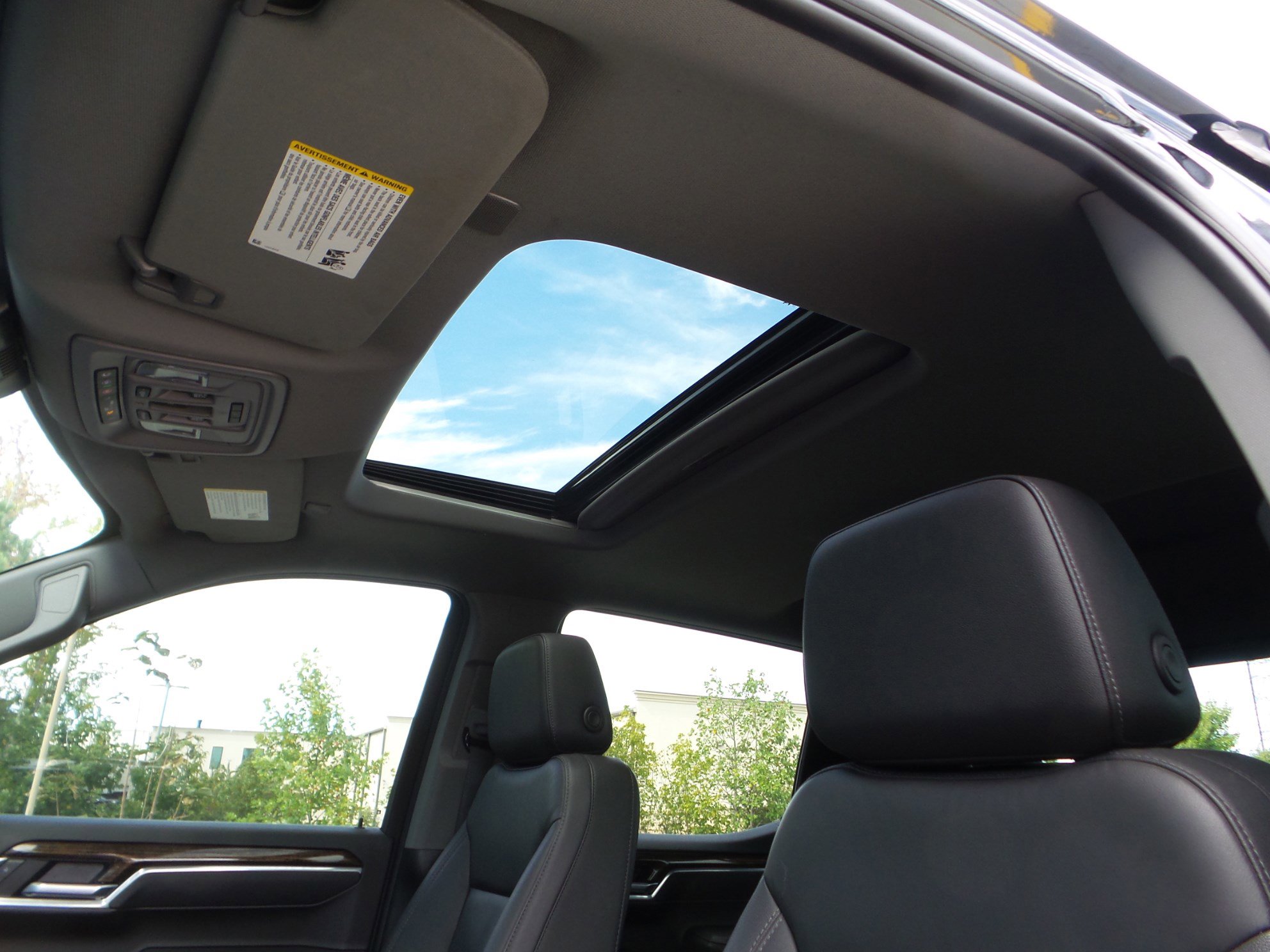 Used 2025 GMC Sierra 1500 Elevation w/ Elevation Premium Package image 7