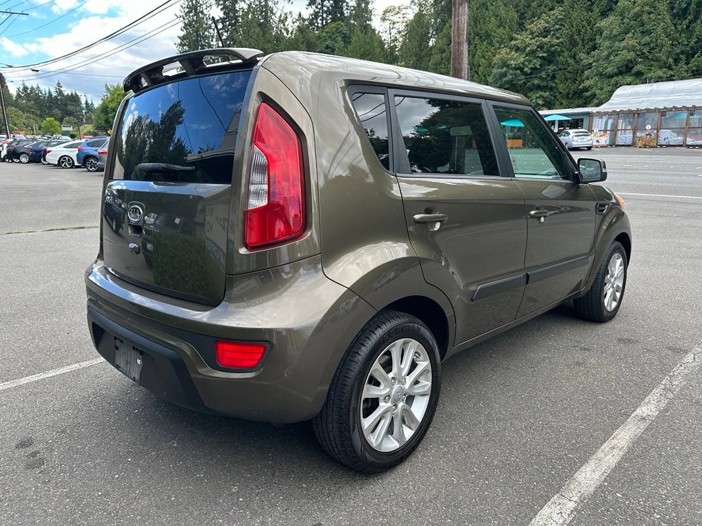 Used 2012 Kia Soul + w/ Audio Pkg FWD image 5