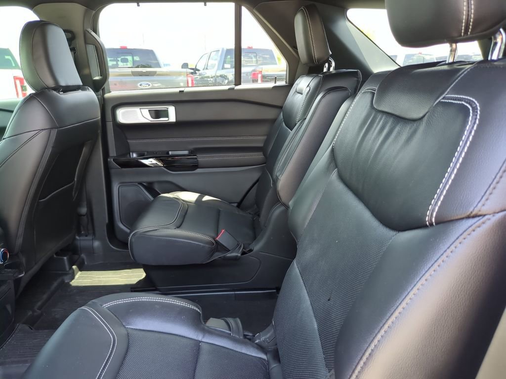 Used 2023 Ford Explorer ST w/ Equipment Group 401A image 18