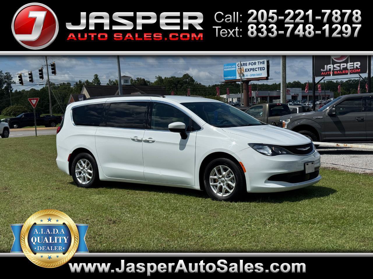 Used 2021 Chrysler Voyager Lxi