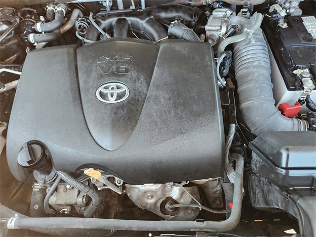 Used 2022 Toyota Highlander LE image 31