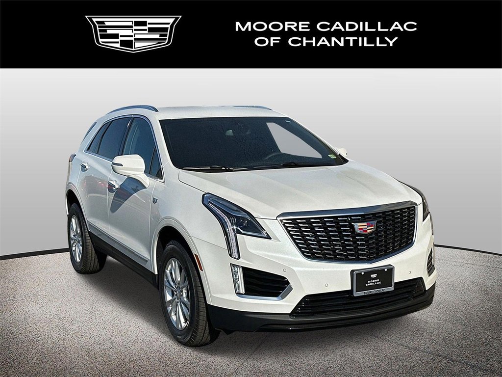 New 2025 Cadillac XT5 Luxury image 1