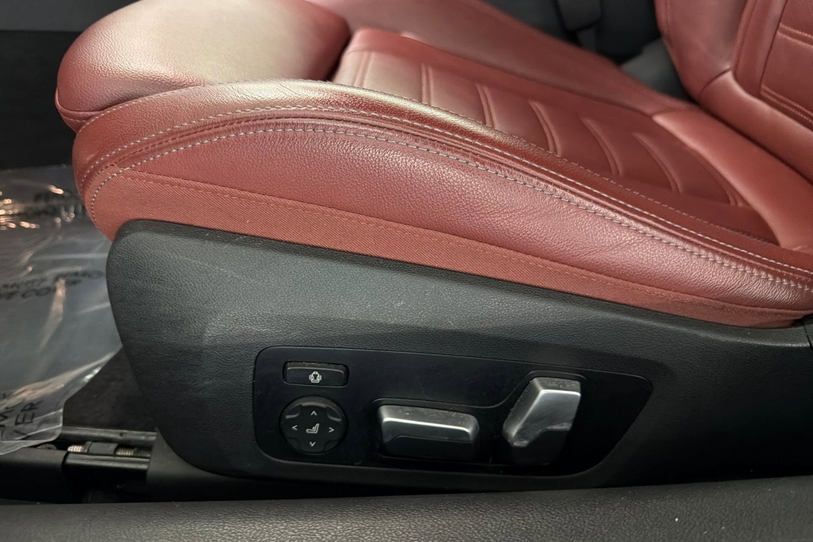 Certified 2024 BMW 440i xDrive Convertible w/ Premium Package image 14